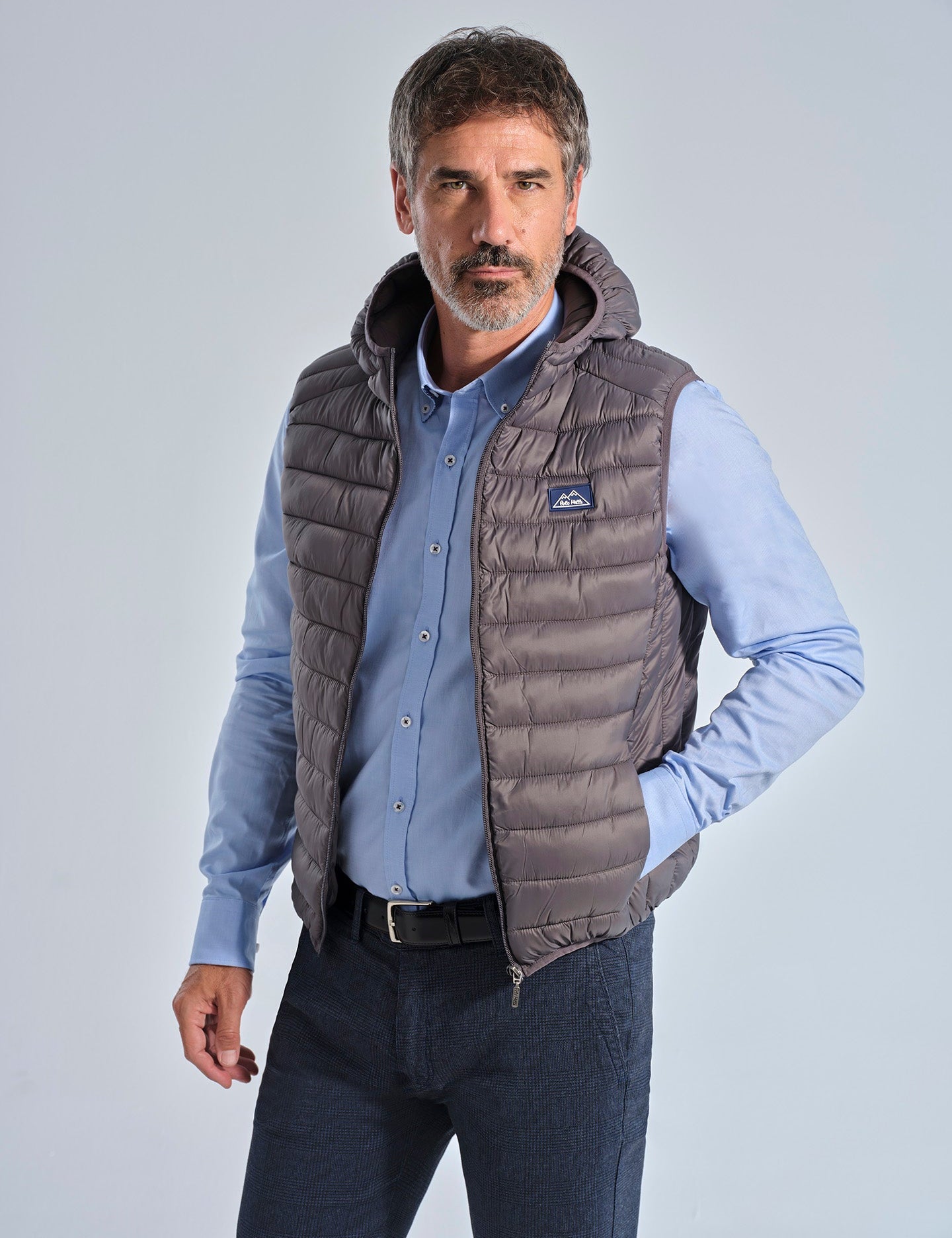 CHALECO VESTHOOD GREY - Polo Hills